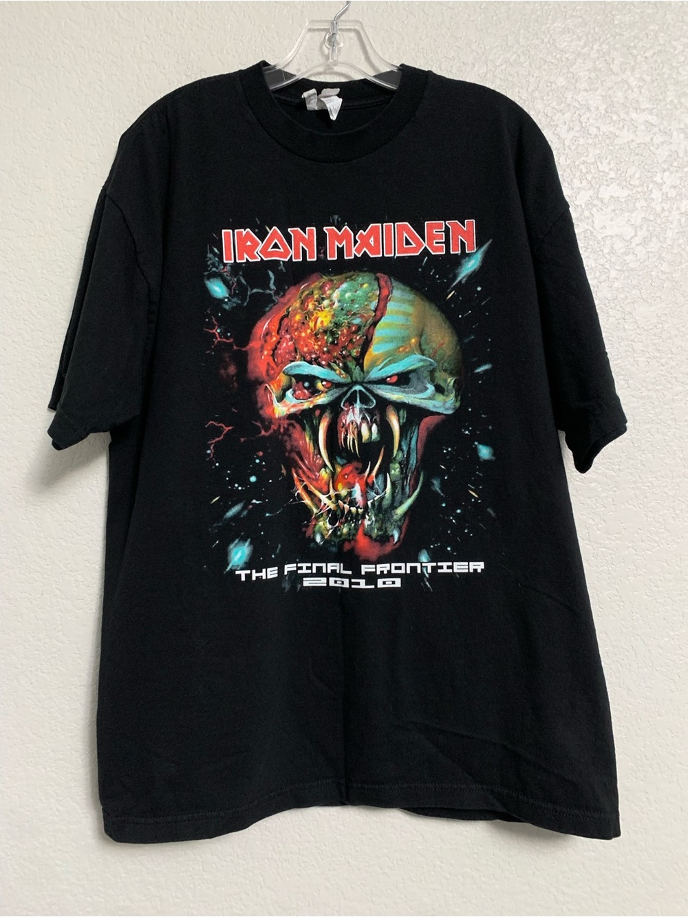 Iron Maiden Graphic Band Tshirt Mens XL Final Frontier 2010 Tour Concert Black